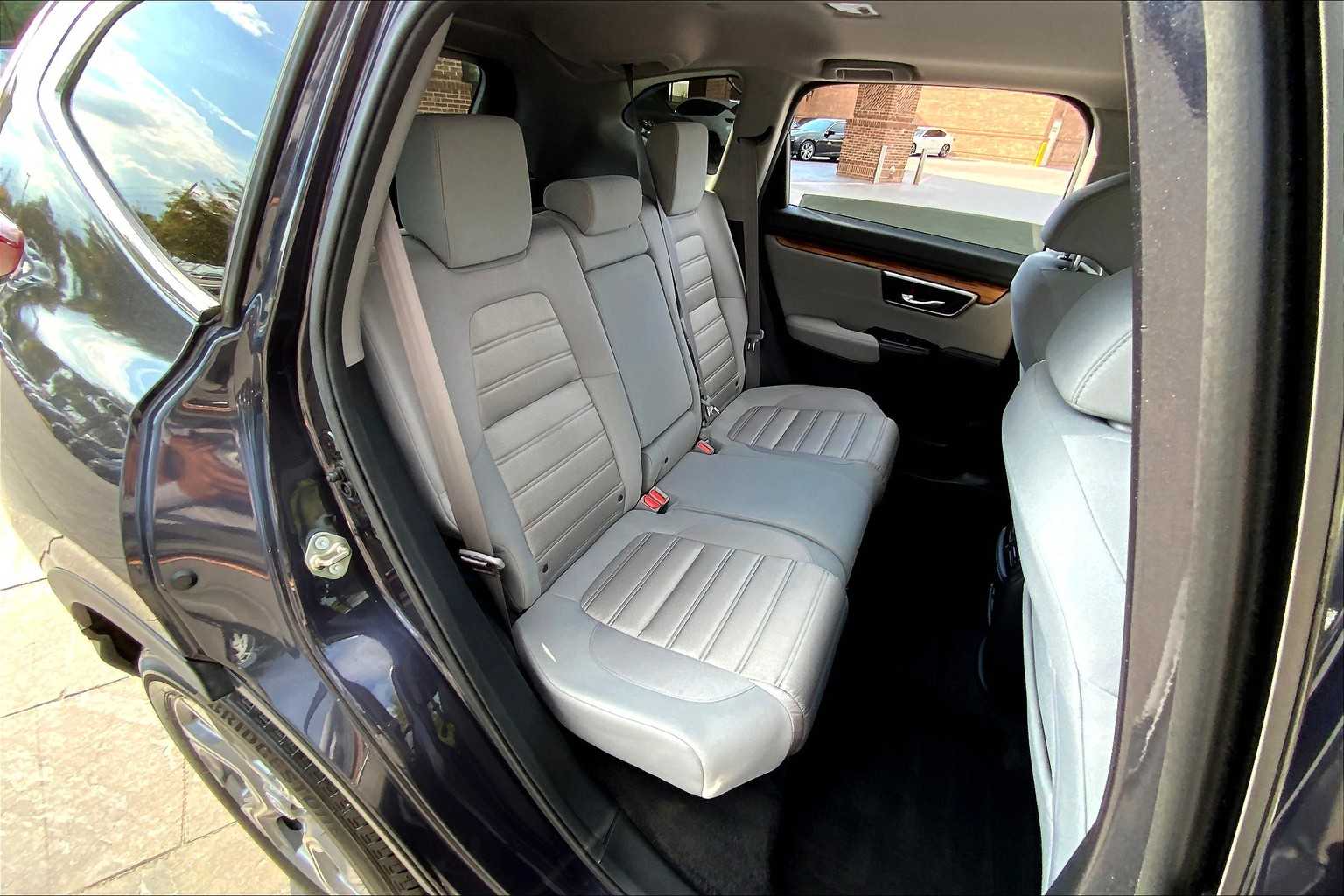 2017 Honda CR-V EX photo 20