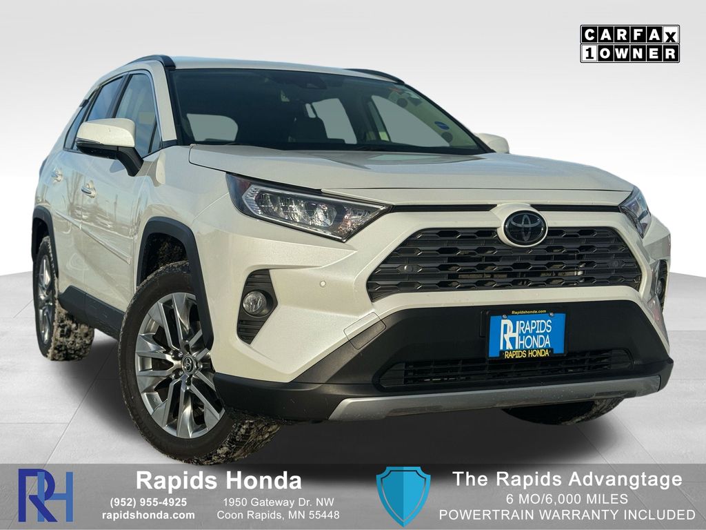 2019 Toyota RAV4 Limited's photo