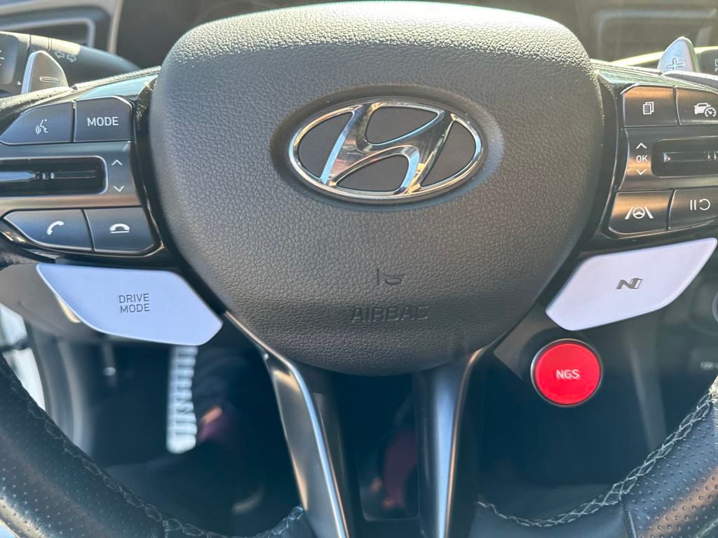 2022 Hyundai Veloster N Base photo 25