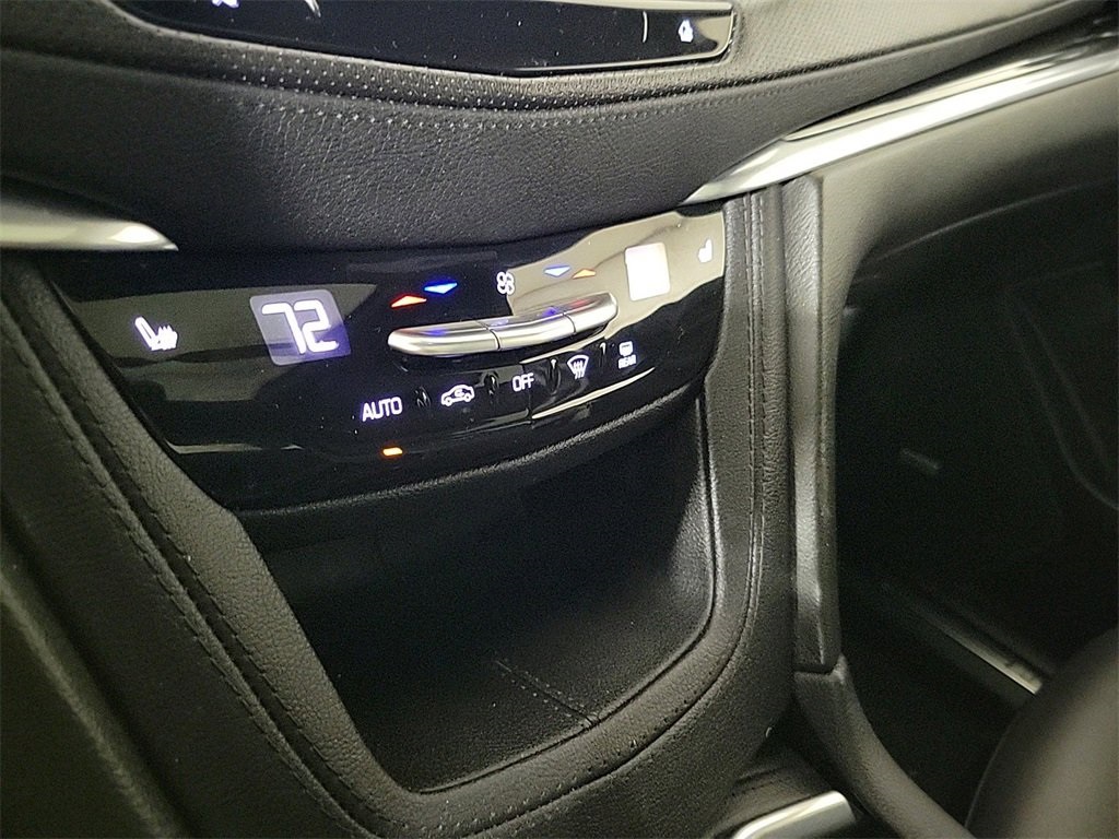 2025 CADILLAC XT5 - Image 10