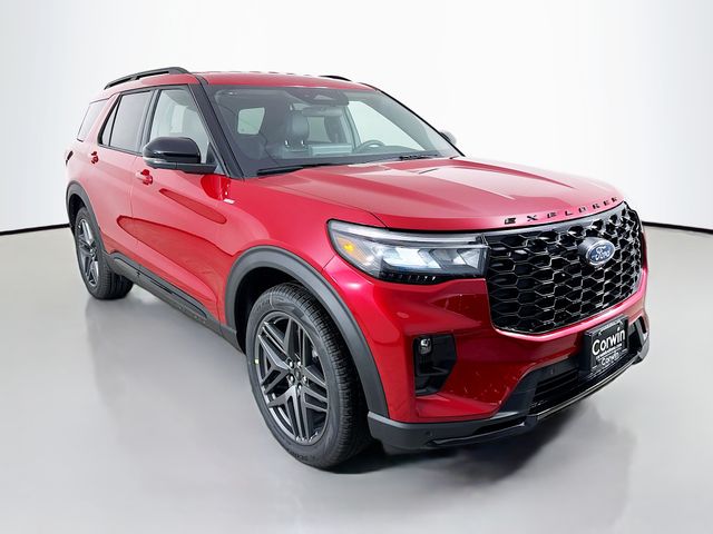 2026 Ford Explorer ST-LINE's photo