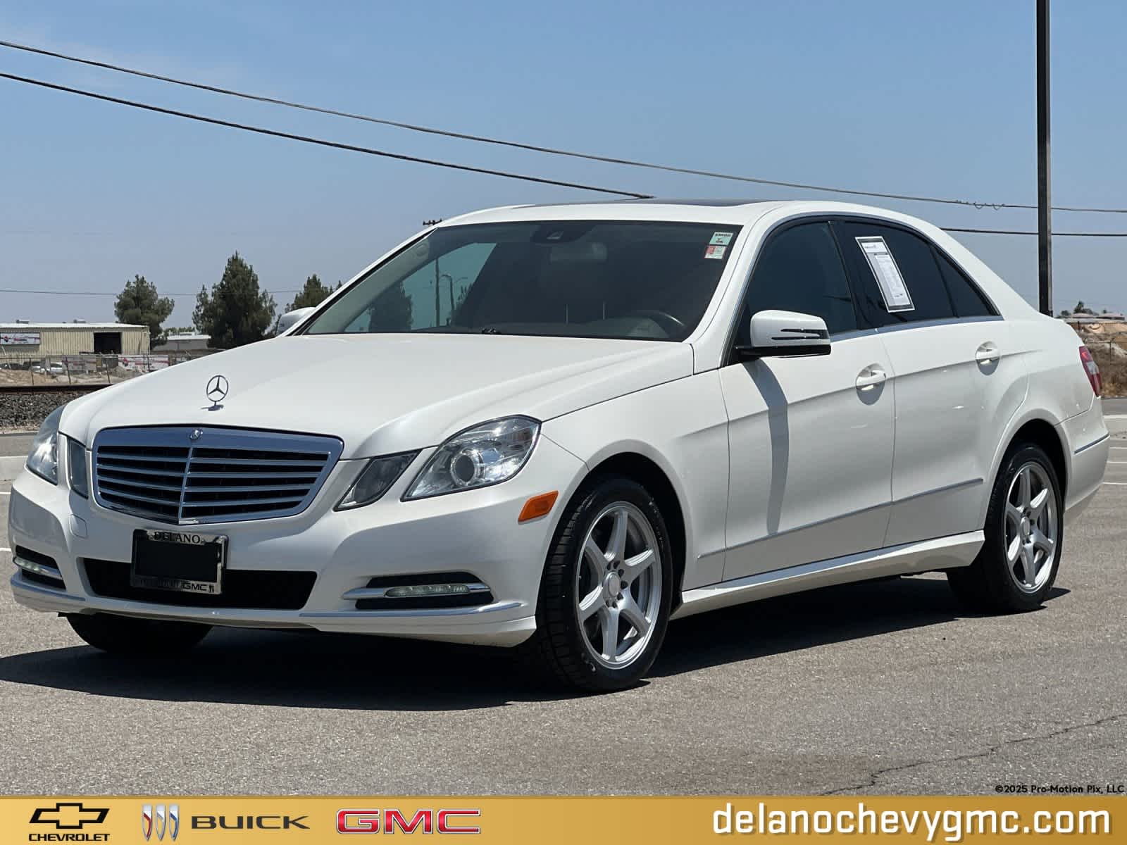 Used 2013 Black Mercedes-Benz E 350 Luxury image 1