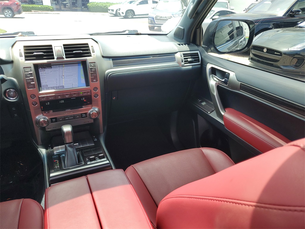 2021 Lexus GX 460 photo 16