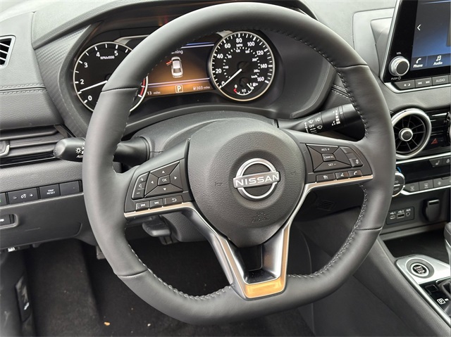 2025 Nissan Sentra SV photo 13