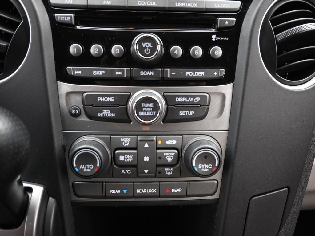 2013 Honda Pilot EX photo 13
