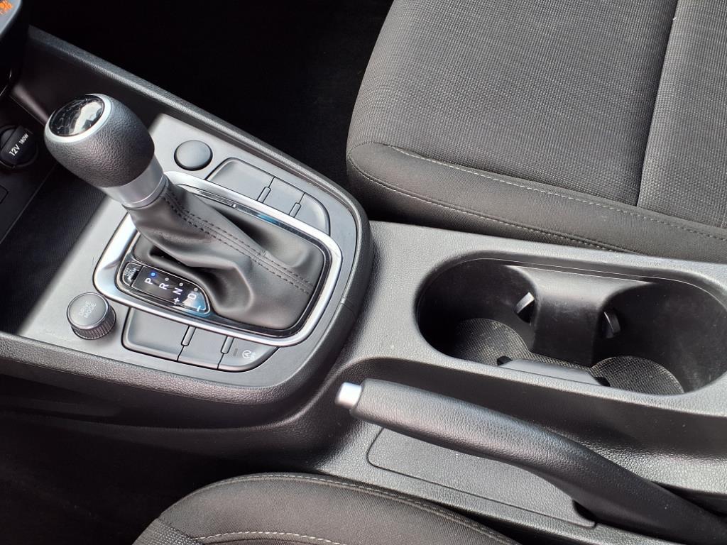 2023 Hyundai Kona SEL photo 12