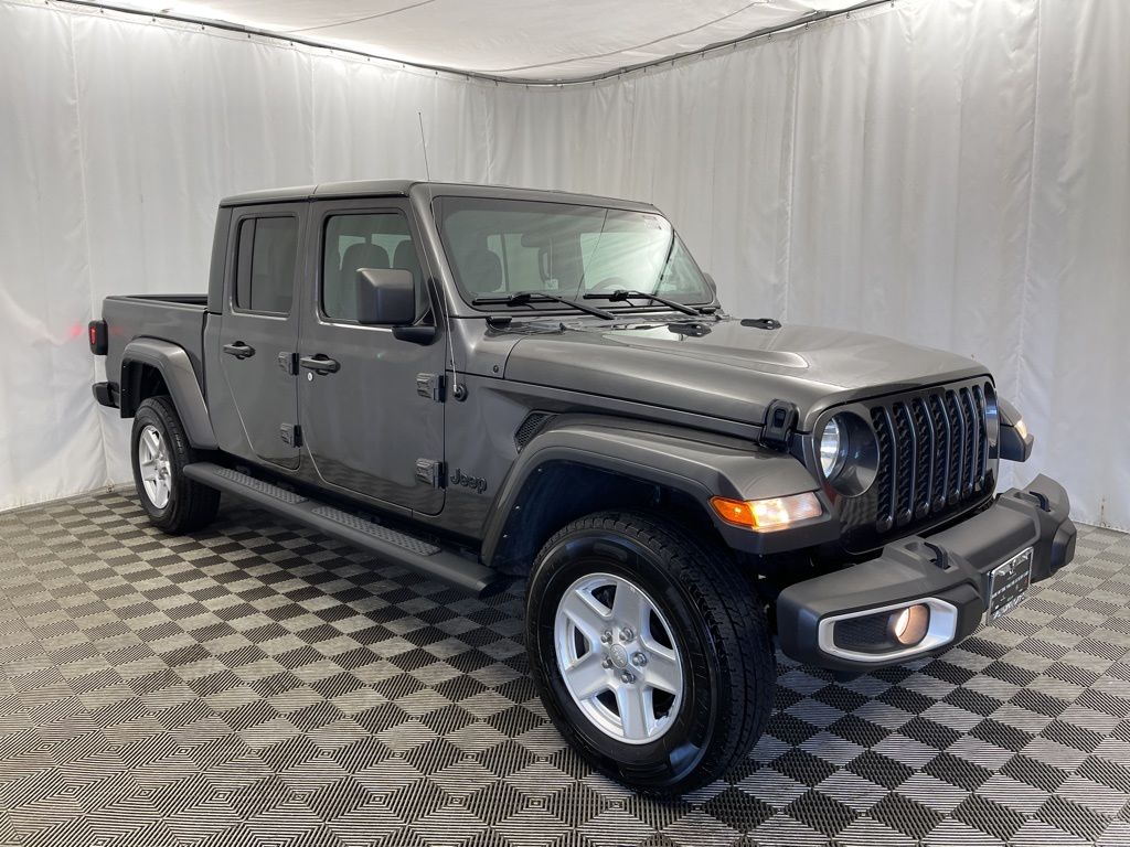 2023 Jeep Gladiator Sport photo 2