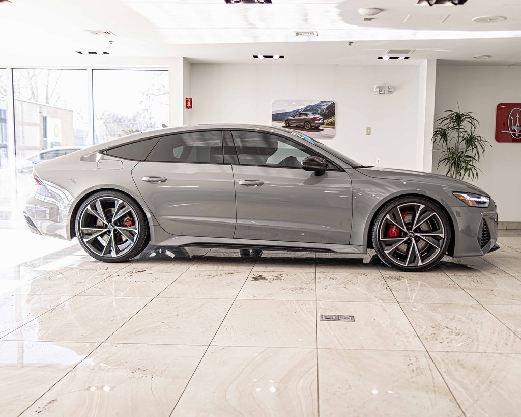 2022 AUDI RS 7 - Image 9