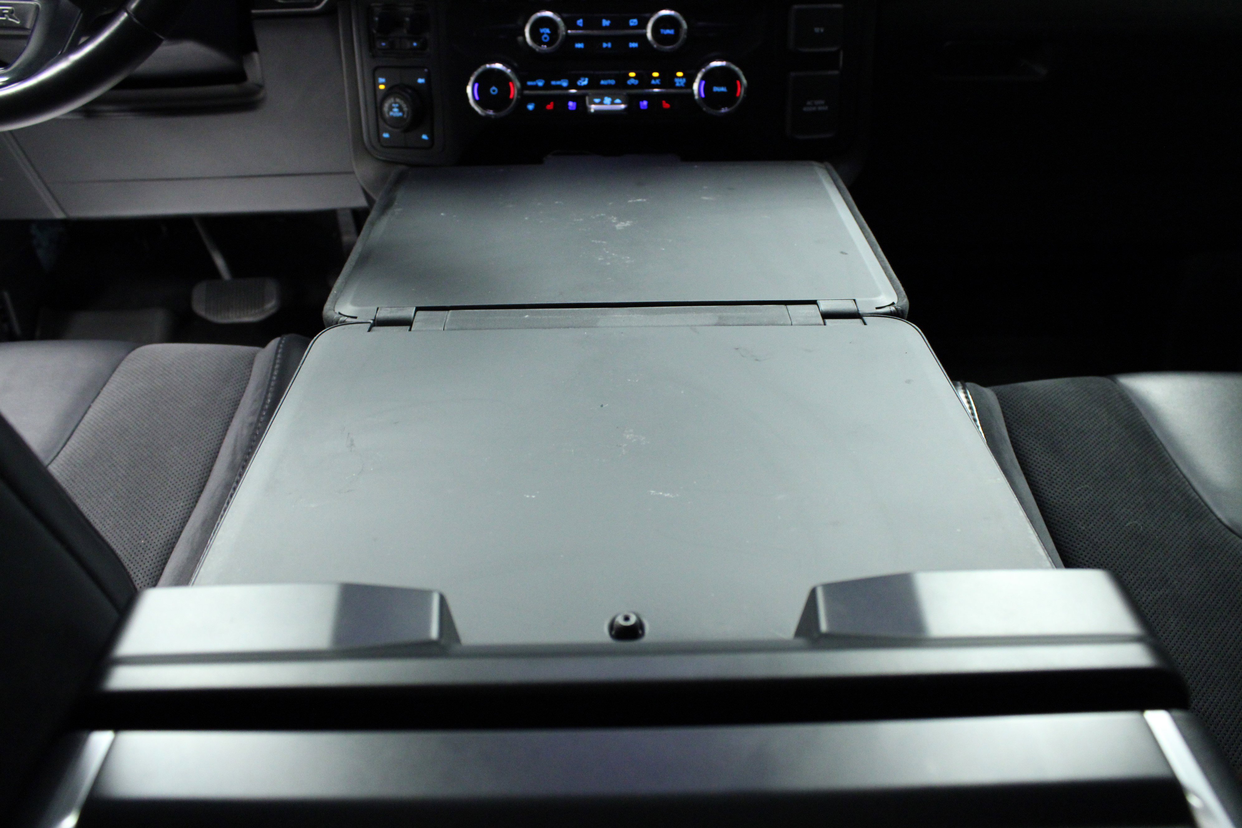 Used 2023 Gray Ford Raptor image 20