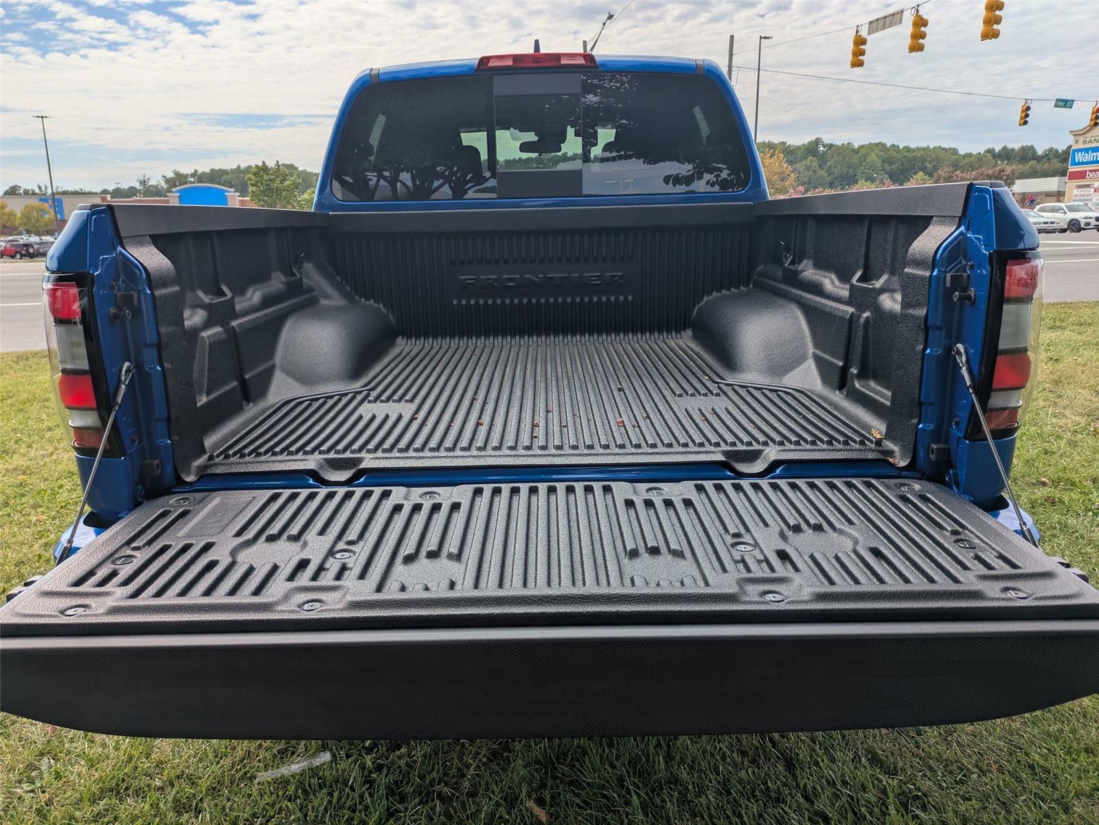 2026 Nissan Frontier SV photo 26