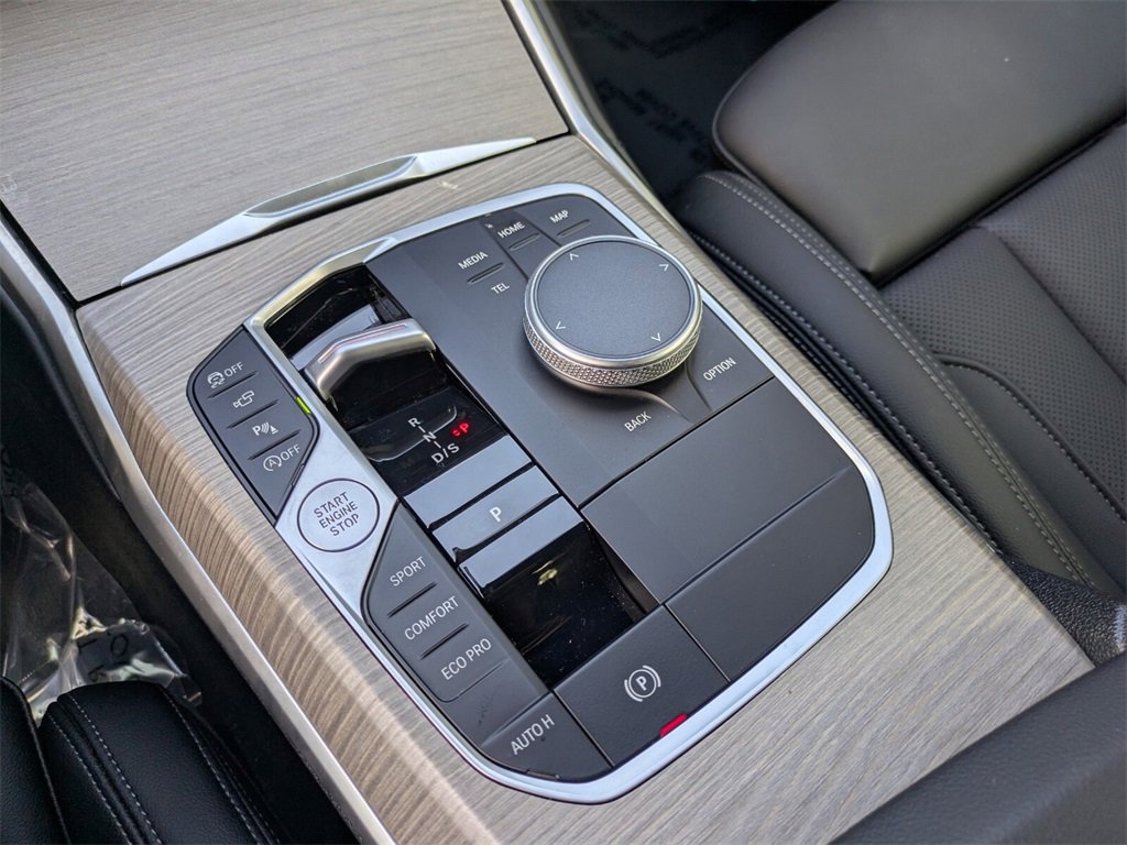 2025 Bmw 330i photo 24