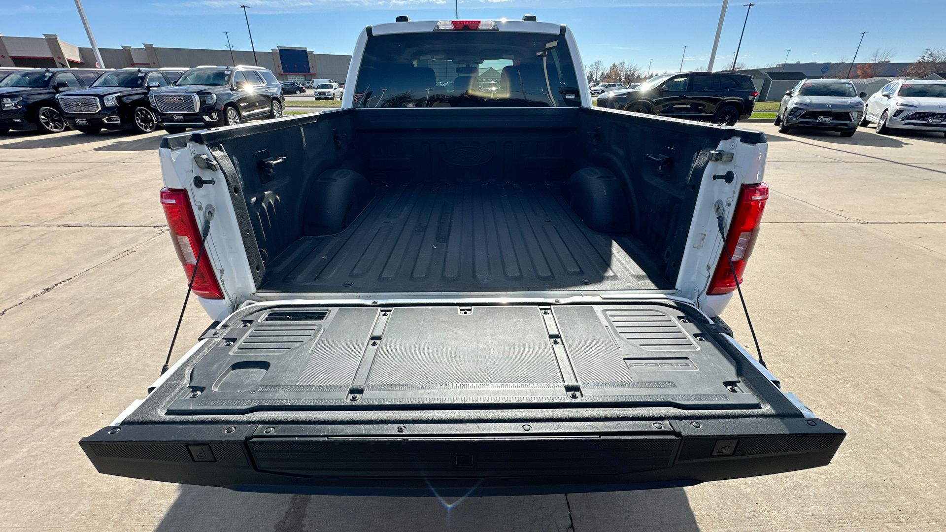 2022 Ford F-150 XLT photo 24