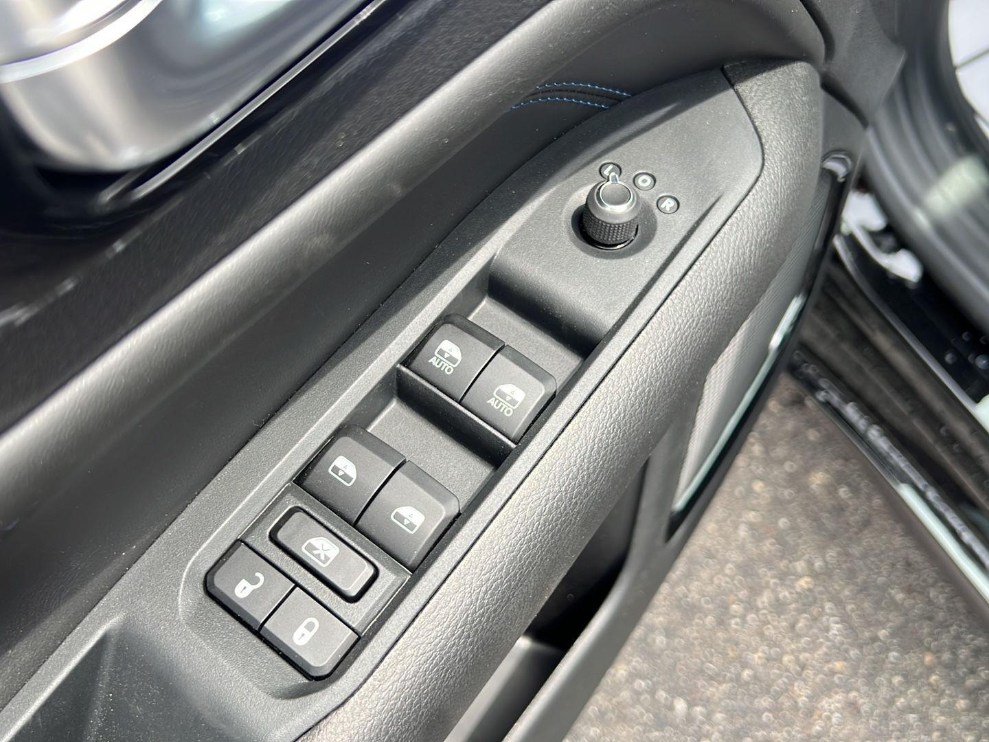 2025 Jeep Compass Limited photo 11