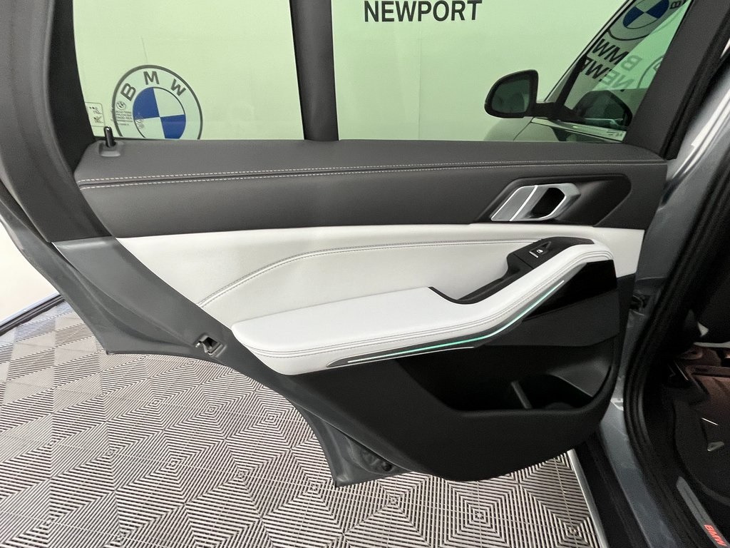2025 Bmw X5 xDrive50e photo 22