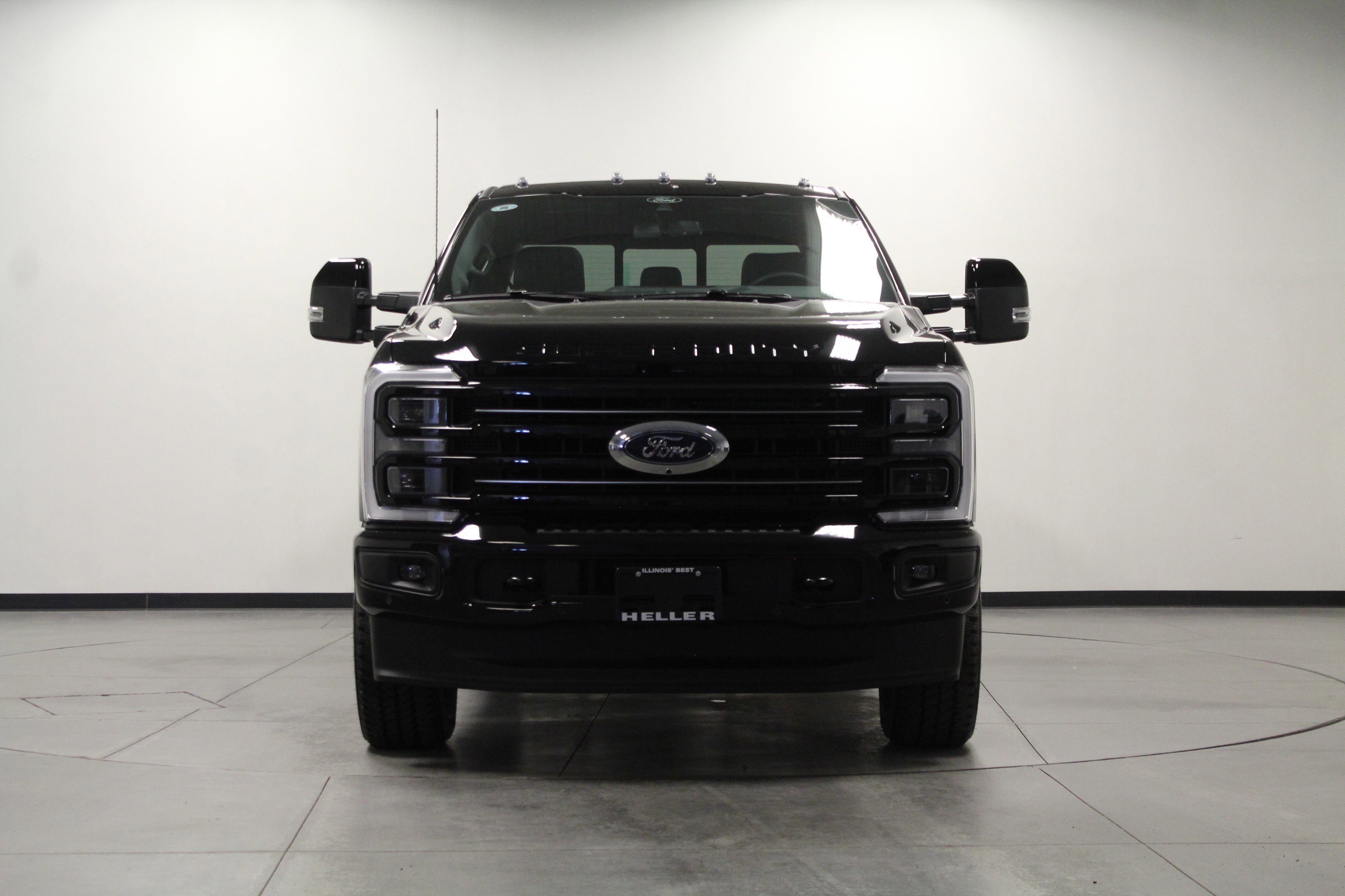 2025 Ford F-250 Lariat photo 7