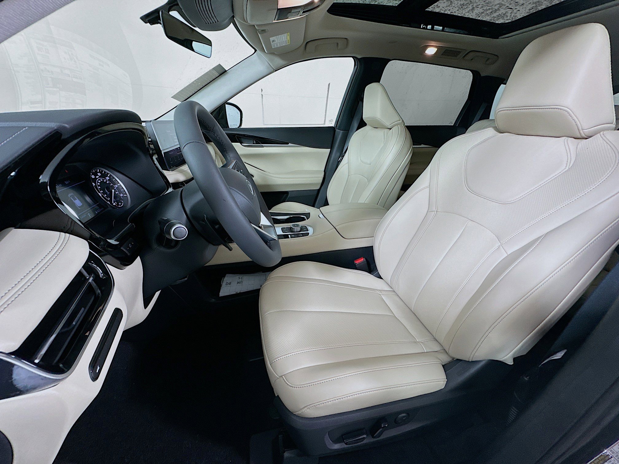 2025 Infiniti QX60 Pure photo 12