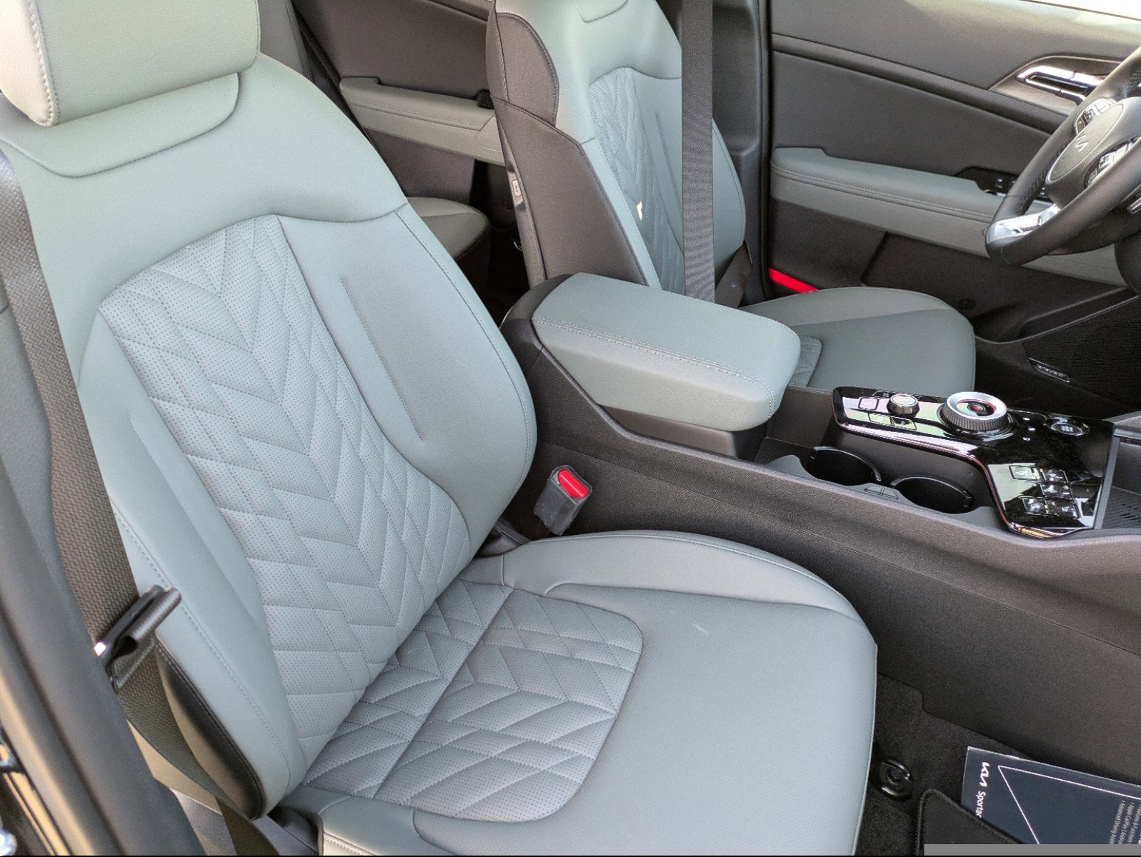 2025 Kia Sportage Plug-In Hybrid X-Line Prestige photo 9