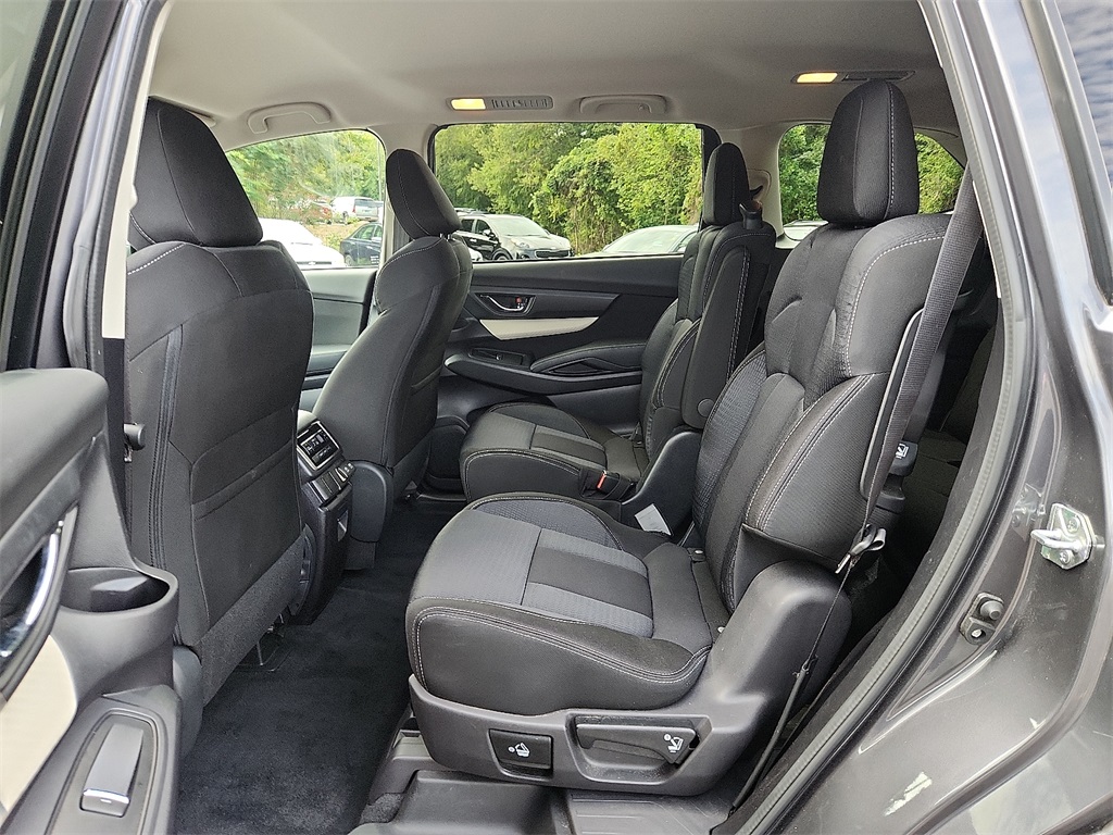 2022 Subaru Ascent Premium photo 9