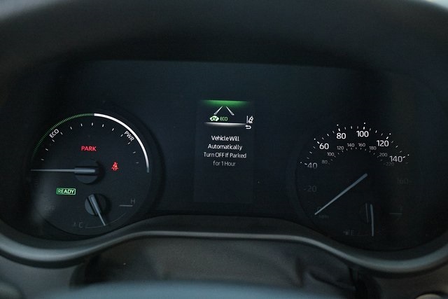 2024 Toyota Sienna XLE photo 30
