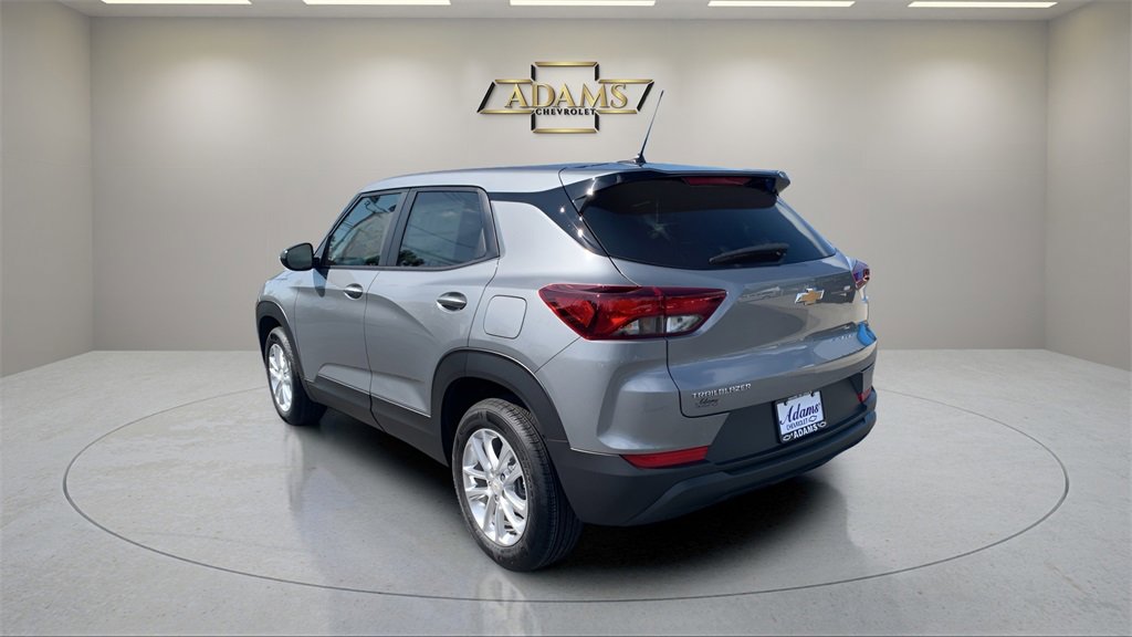 2026 Chevrolet Trailblazer LS photo 5