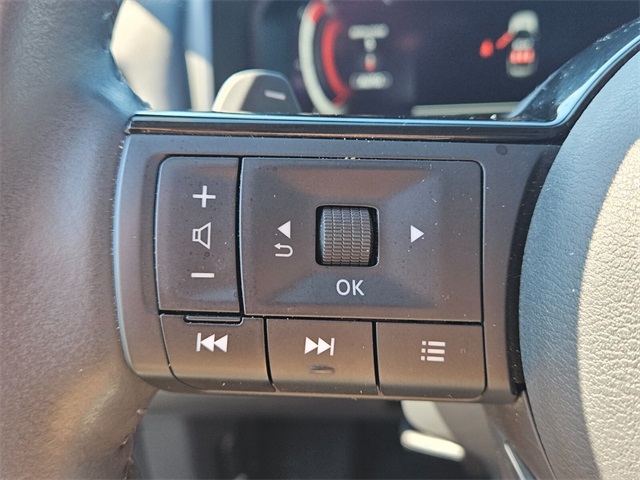 2023 Nissan Rogue Platinum photo 20