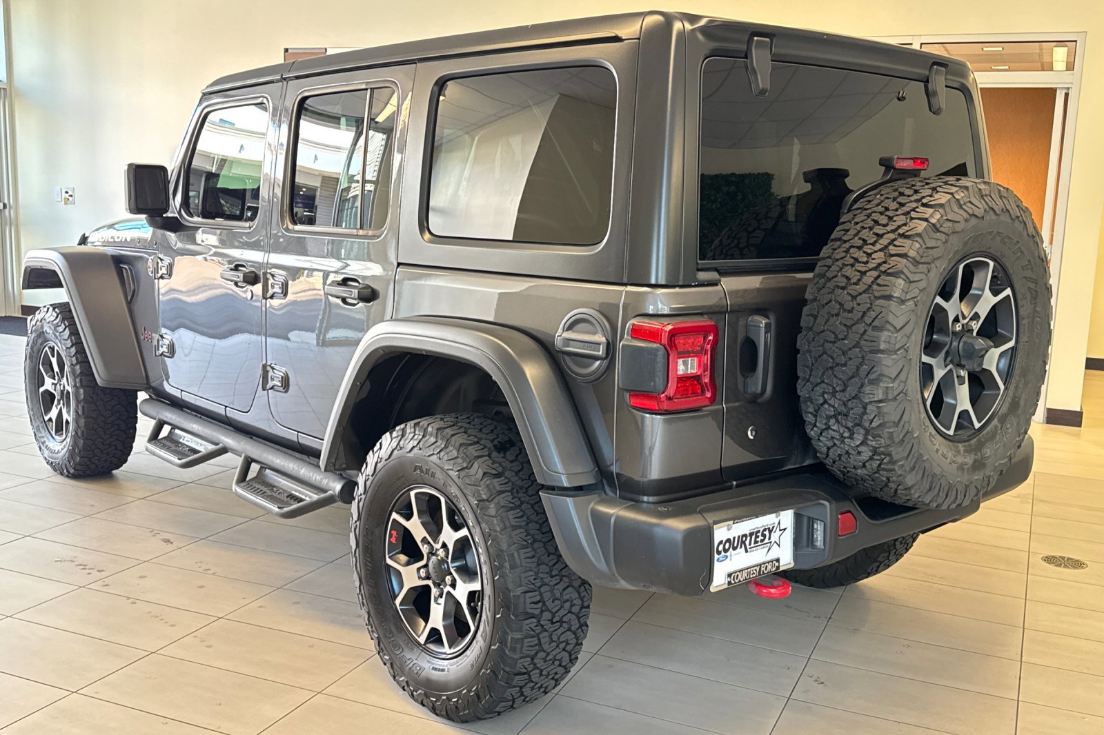 2018 Jeep Wrangler Unlimited Rubicon photo 5