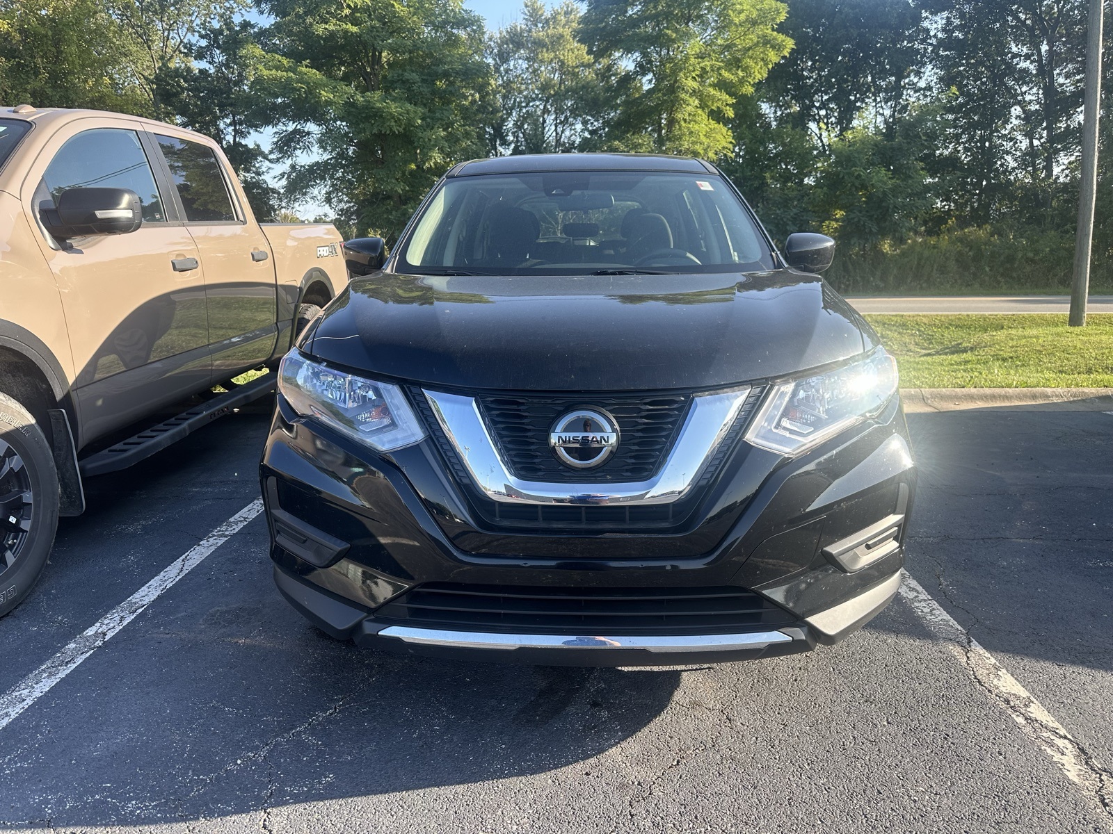 2020 Nissan Rogue S photo 8