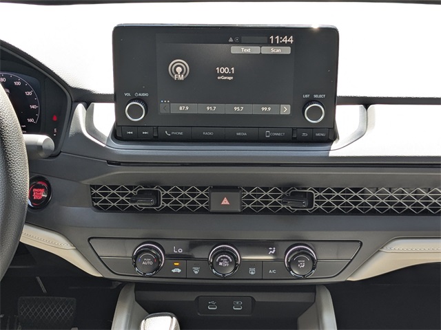 2025 Honda Accord LX photo 16
