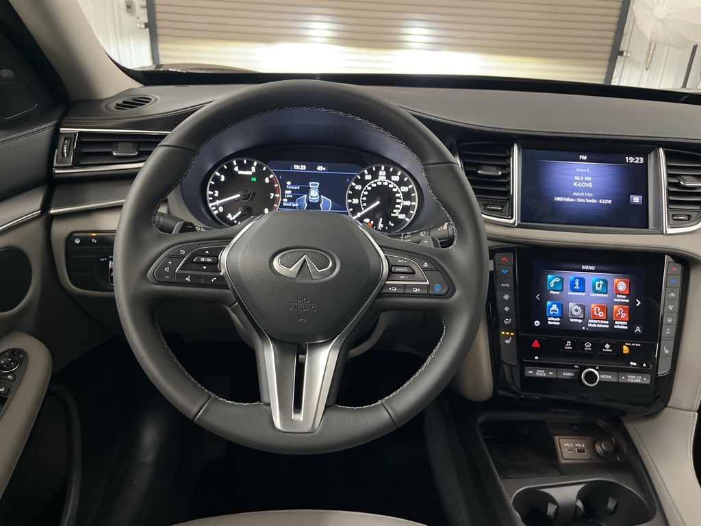 2025 Infiniti QX50 Luxe AWD photo 22