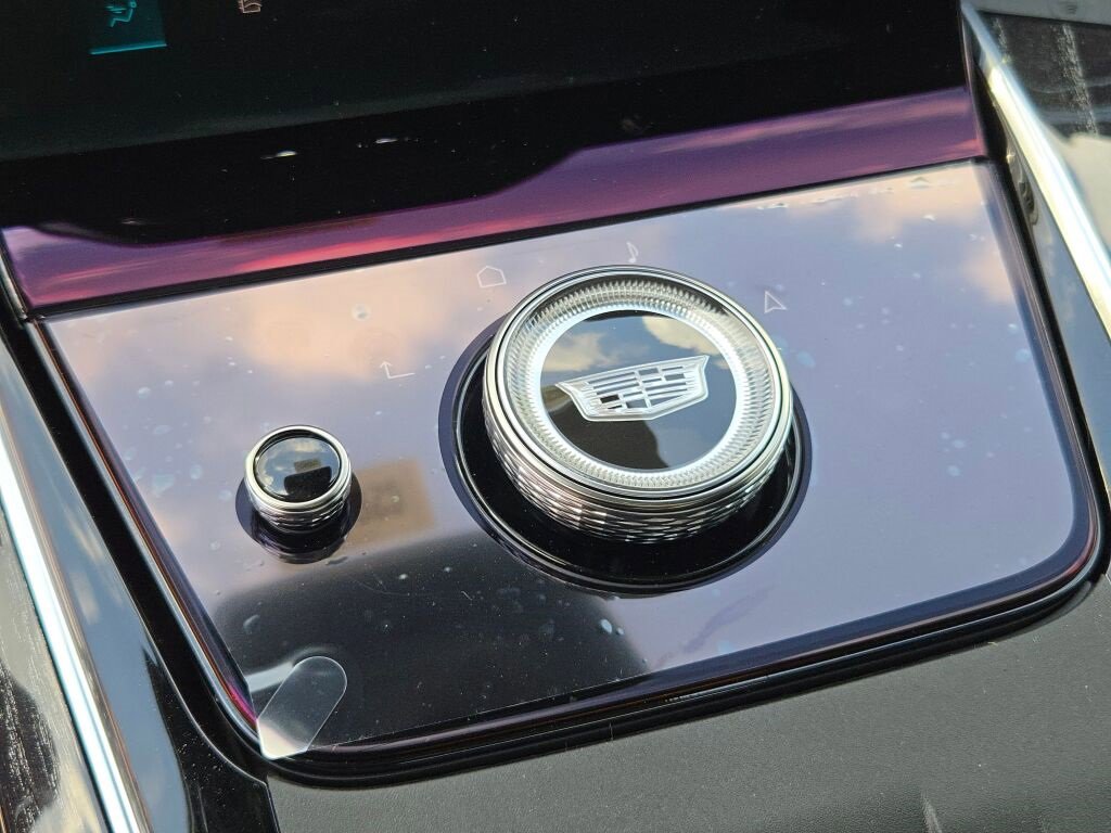 2026 Cadillac Escalade IQ Luxury photo 26