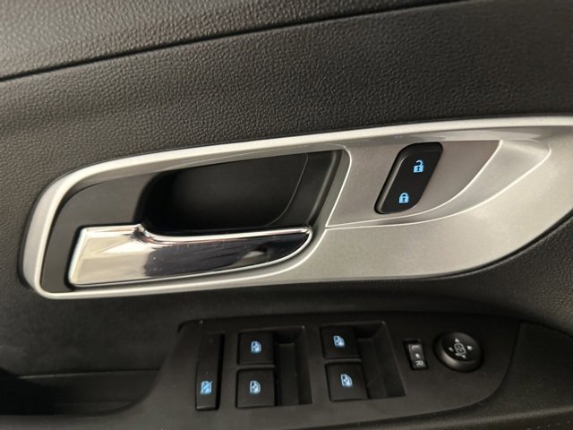 2016 Chevrolet Equinox LT photo 8