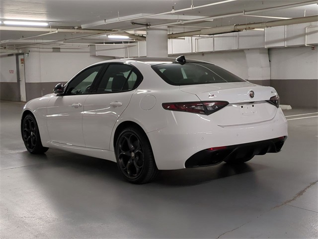 2025 Alfa Romeo Giulia SPRINT photo 5