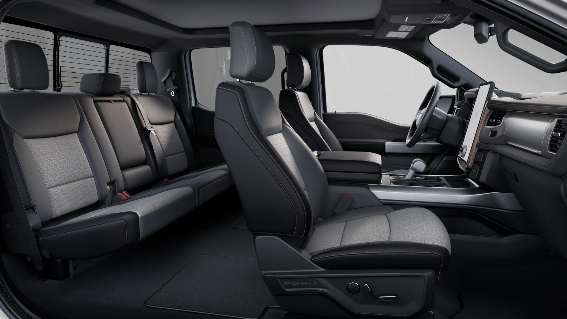 2025 Ford F-150 Lightning Lariat photo 6