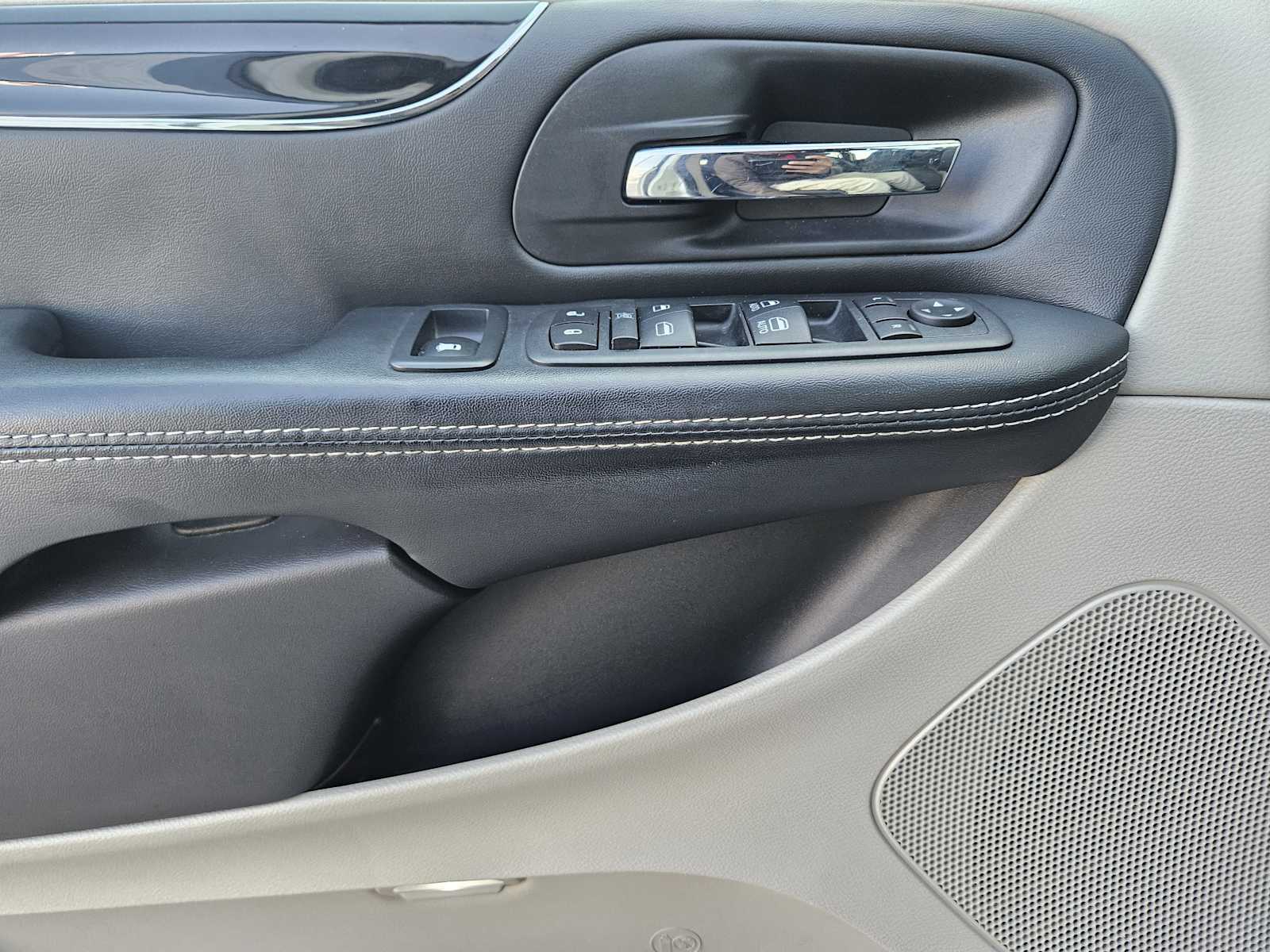 2018 Dodge Grand Caravan SXT photo 17