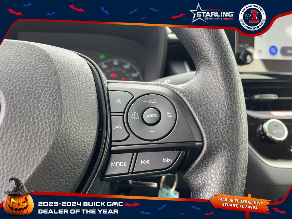 2025 Toyota Corolla LE photo 25