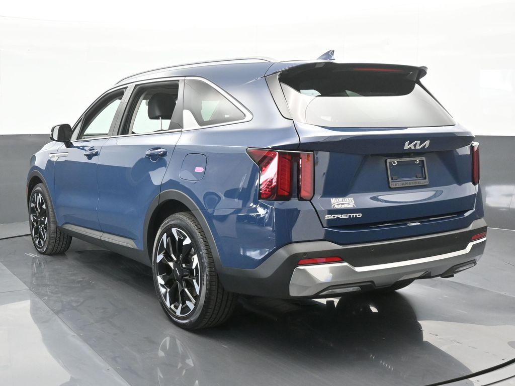 2024 Kia Sorento EX photo 4