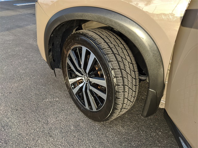 2023 Nissan Pathfinder Platinum photo 35
