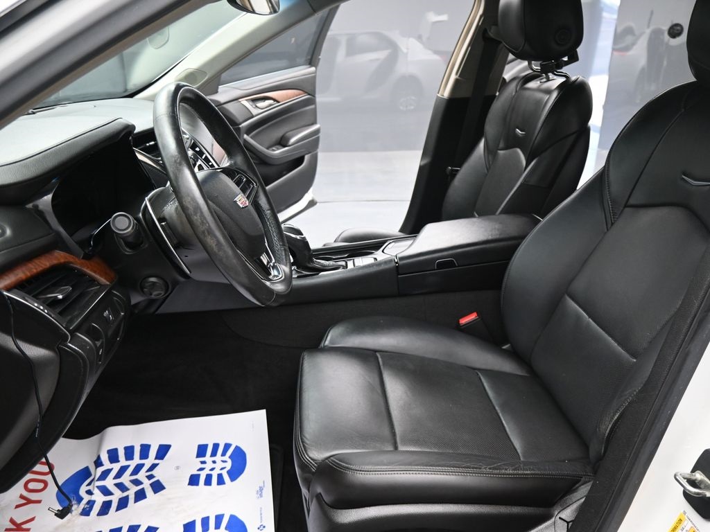 2016 Cadillac CTS Luxury photo 2