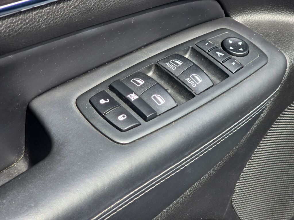 2020 Jeep Grand Cherokee Overland photo 25