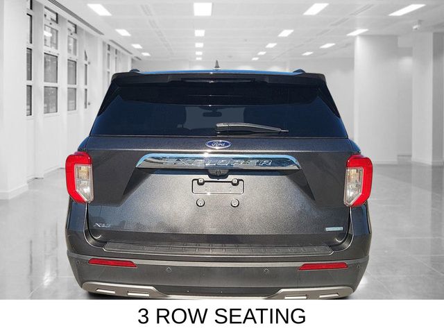2020 Ford Explorer XLT photo 3