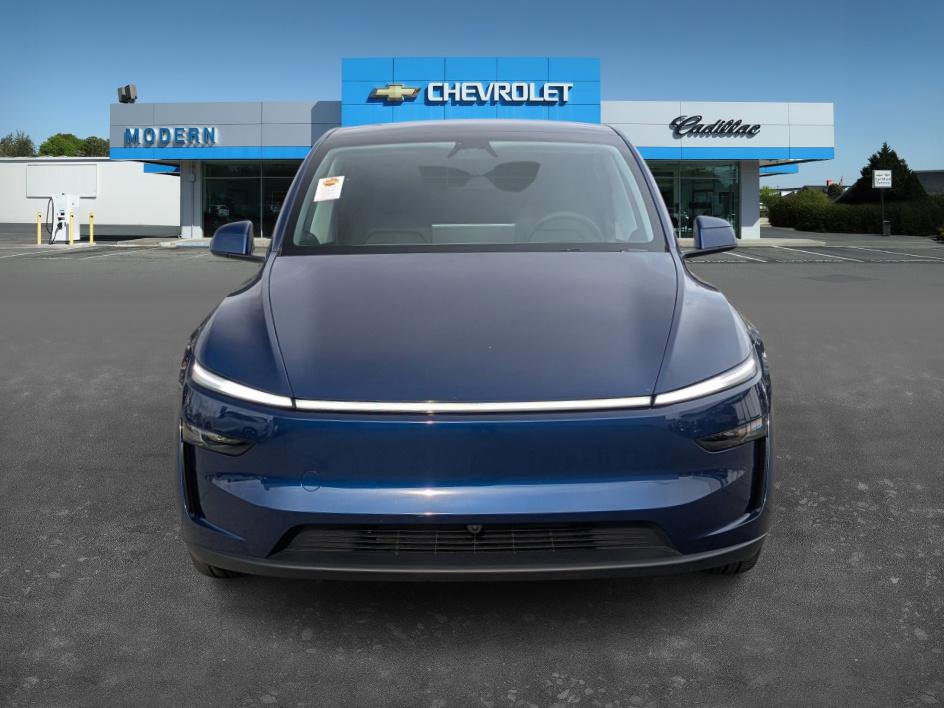 2026 Tesla Model Y Long Range photo 2