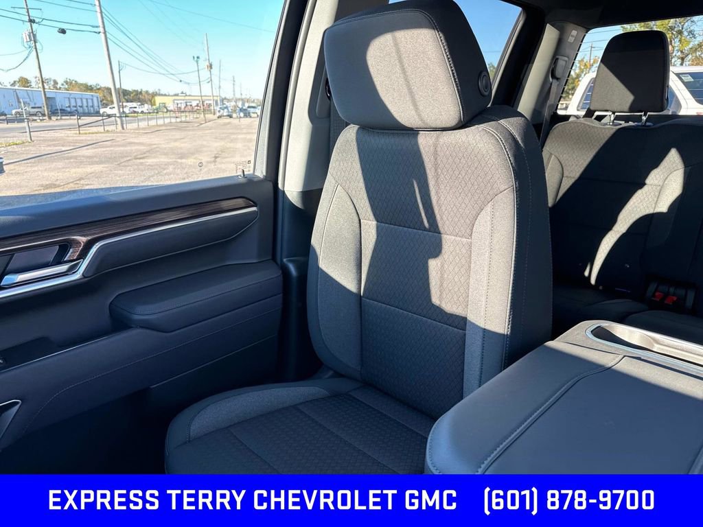 2025 Chevrolet Silverado 1500 RST photo 30