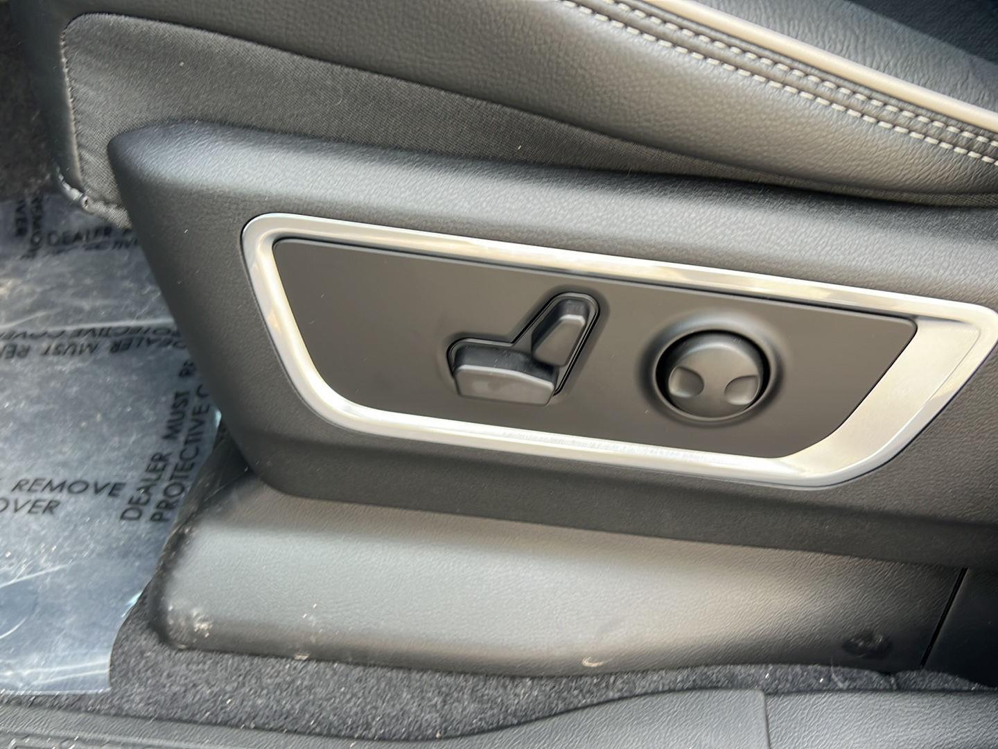 2025 Ram 1500 Laramie photo 11