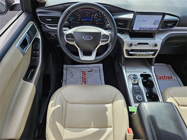2023 Ford Explorer XLT photo 7