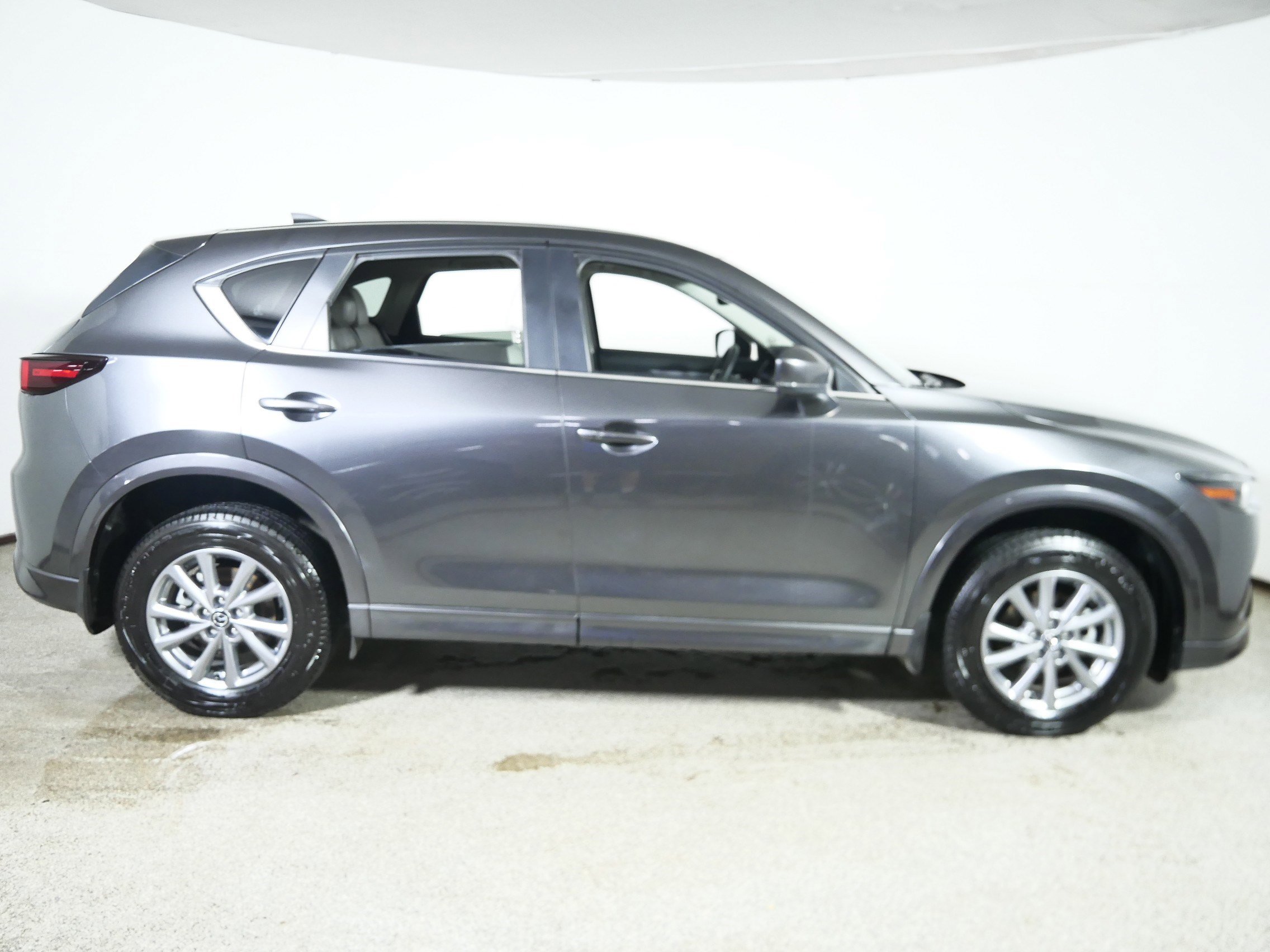 2025 Mazda CX-5 2.5 S Preferred photo 8