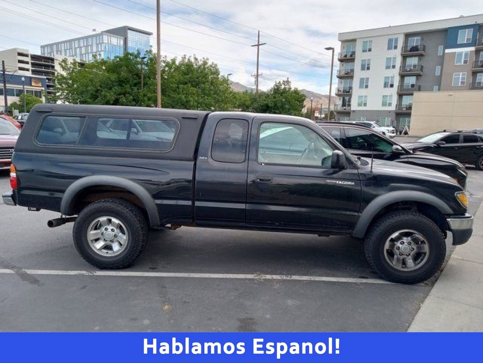 2004 Toyota Tacoma PreRunner photo 2