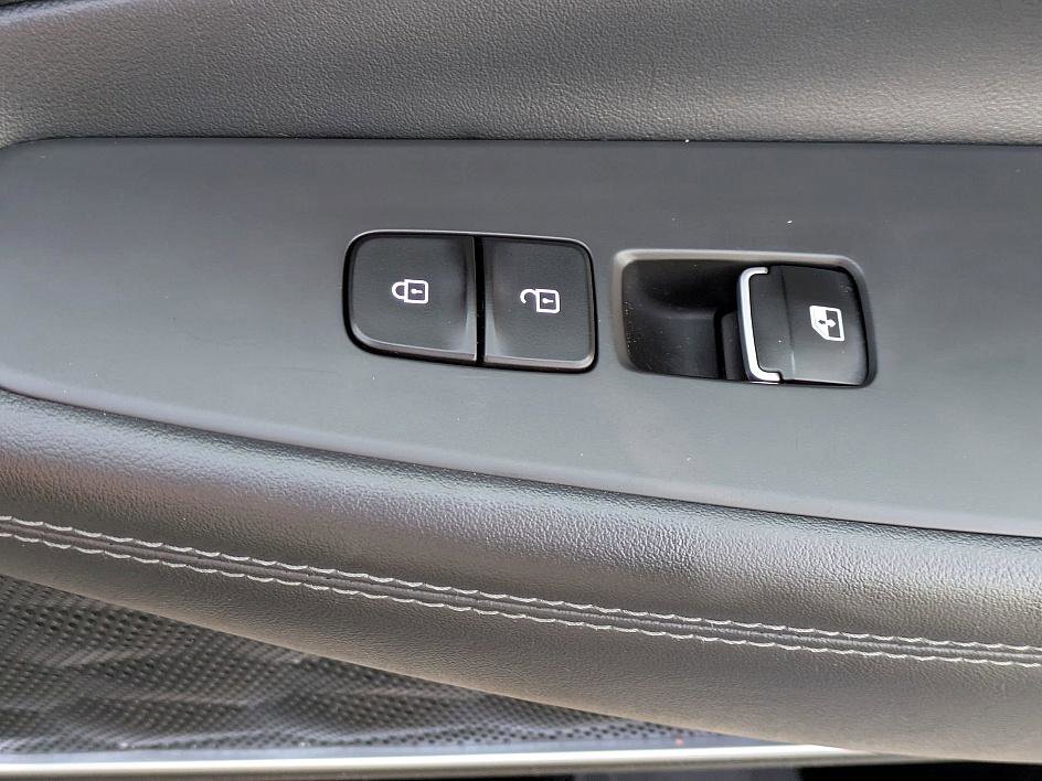 2020 Hyundai Santa Fe Limited photo 41