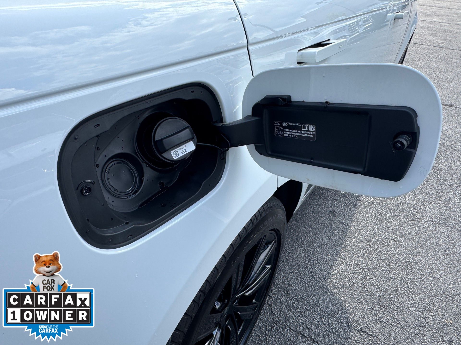 2025 Land Rover Range Rover Autobiography photo 24