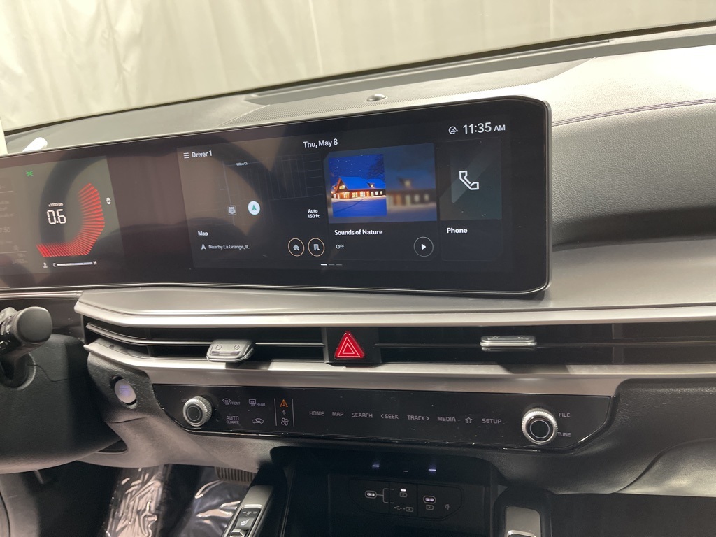 2024 Kia Sorento S photo 14