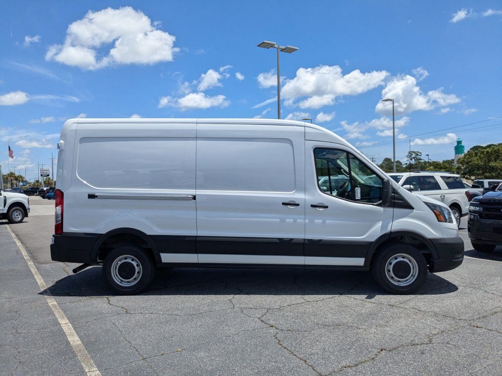 2025 Ford Transit photo 3